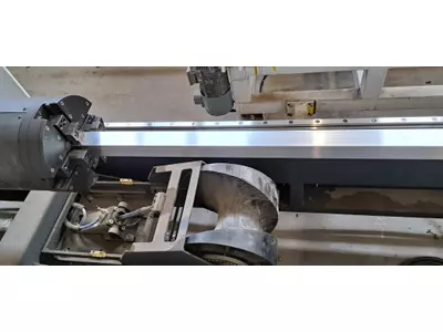 Rohrlaserschneidanlage mit automatischer Beladung